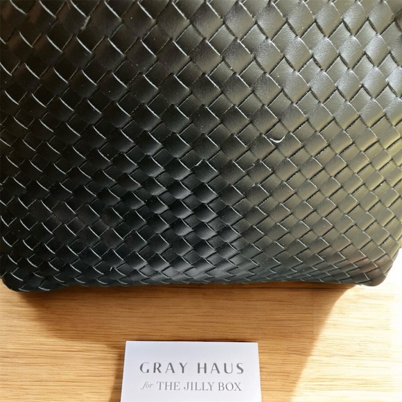 NEW Gray Haus: Soho Woven Black Bag Purse Jilly Box Summer 2025 Vegan Leather - Picture 6 of 10
